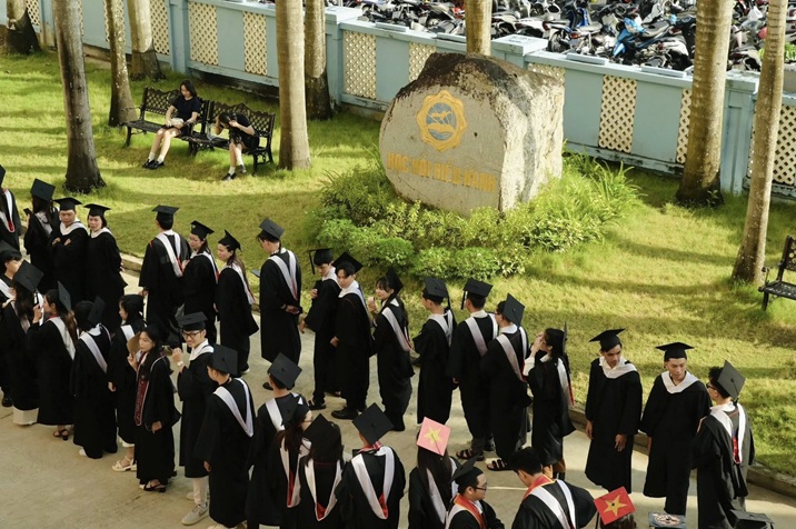 LỄ TỐT NGHIỆP (29)