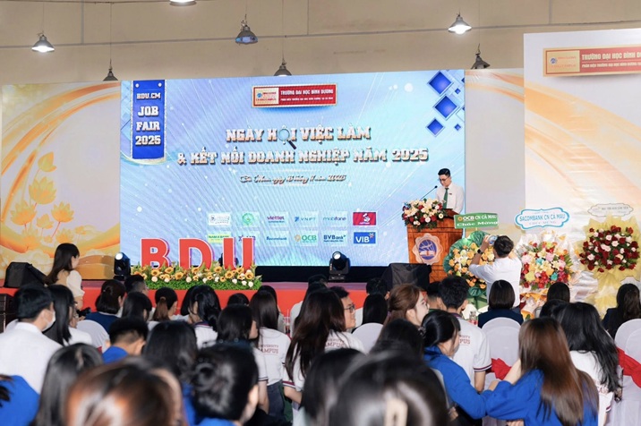 NGÀY HỘI VIỆC LÀM (5)