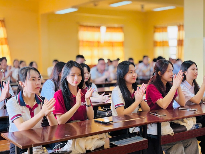 TALKSHOW CHUYỆN NGHỀ SỐ 2 (3)