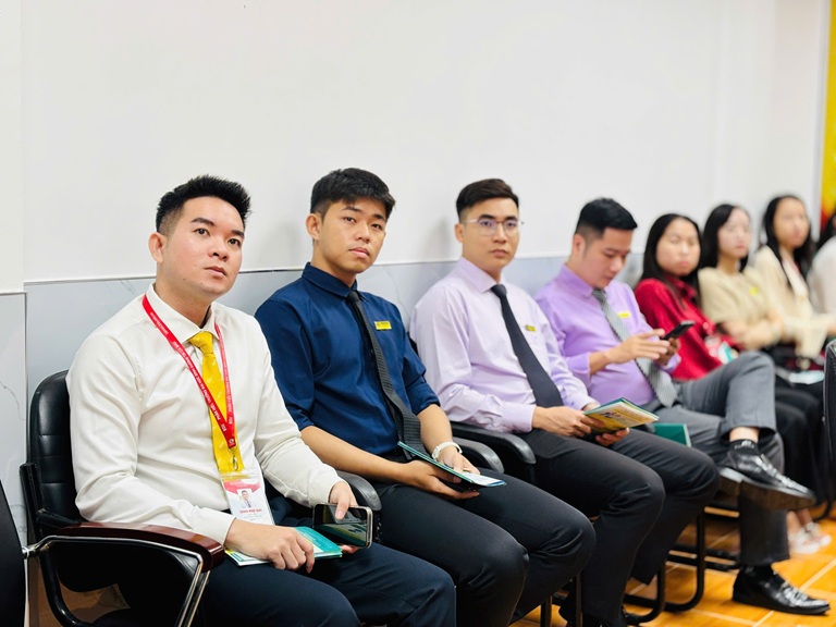 TIÊM CHỦNG VNVC CÀ MAU (9)