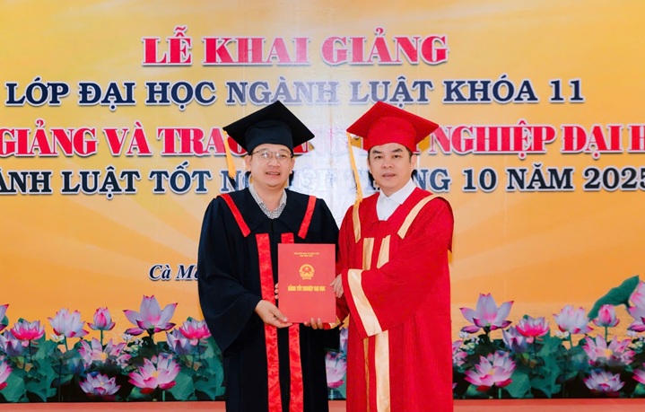 KHAI GIẢNG ĐẠI HỌC LUẬT K11 (3)