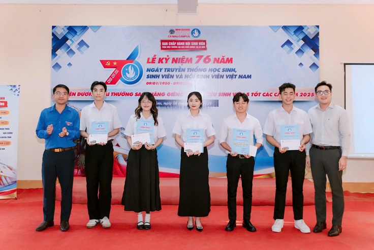 TUYÊN DƯƠNG SINH VIÊN 5 TỐT CÁC CẤP 9 (25)