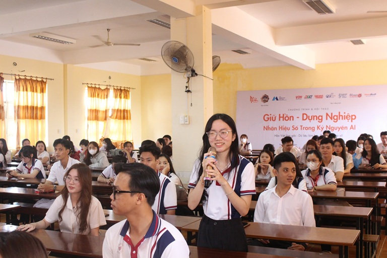 TẬP HUẤN TÌM VIỆC (12)