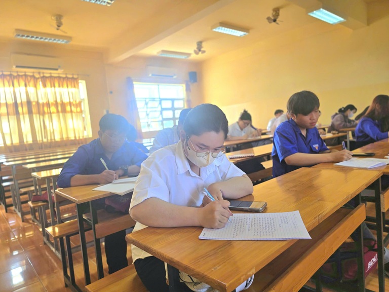 TỔ CHỨC LỚP CẢM TÌNH ĐOÀN 2026 (1)