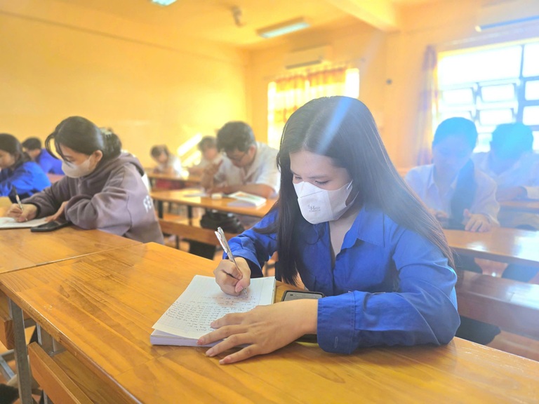 TỔ CHỨC LỚP CẢM TÌNH ĐOÀN 2026 (3)