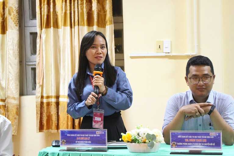 CHUNG KẾT CUỘC THI HỌC THUẬT TIN HỌC (5)