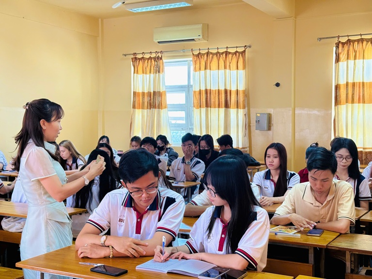 TẬP SỰ BIÊN TẬP TIN BÀI TRUYỀN THÔNG (7)