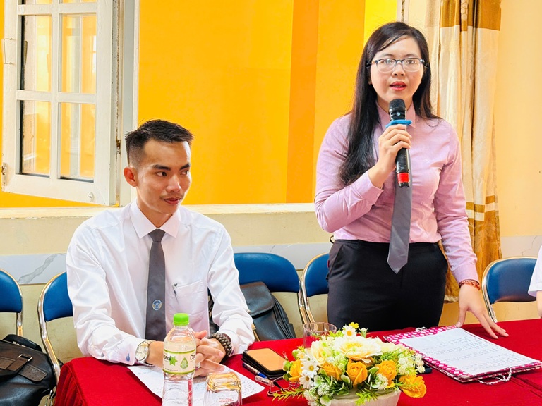 CỰU SINH VIÊN QUÁCH KIM TRANG (1)