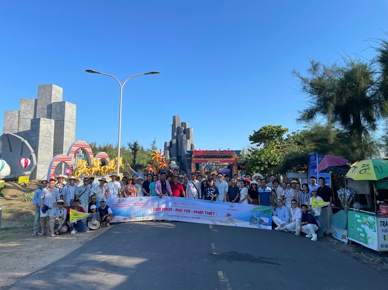 DU LỊCH HÈ 2026 (10)