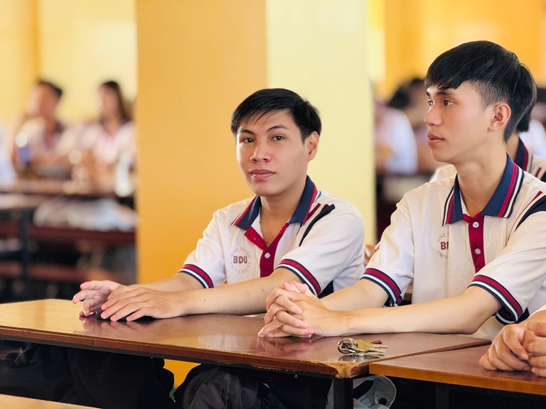 GIAO TIẾP (6)