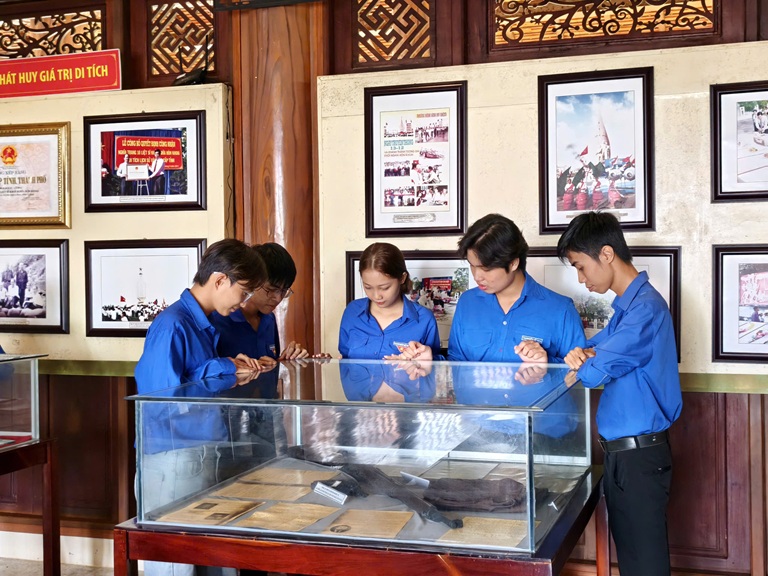 DÂNG HƯƠNG 27 7 (2)
