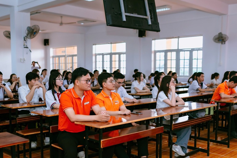 HỌC BỔNG MSB (14)