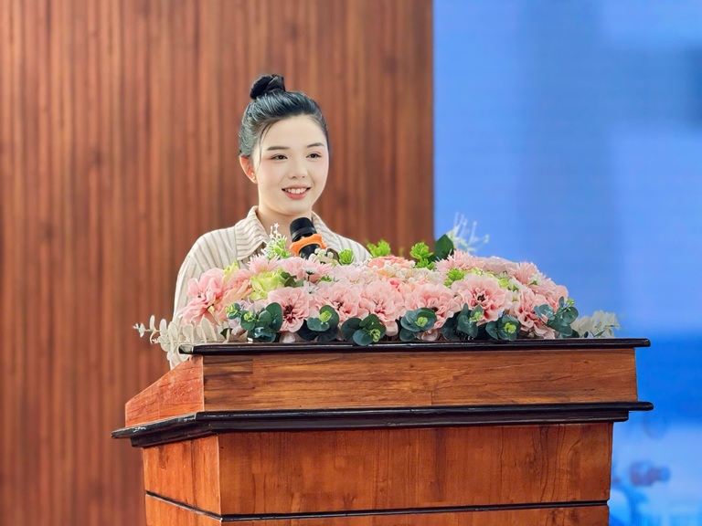 KHAI GIẢNG (1)