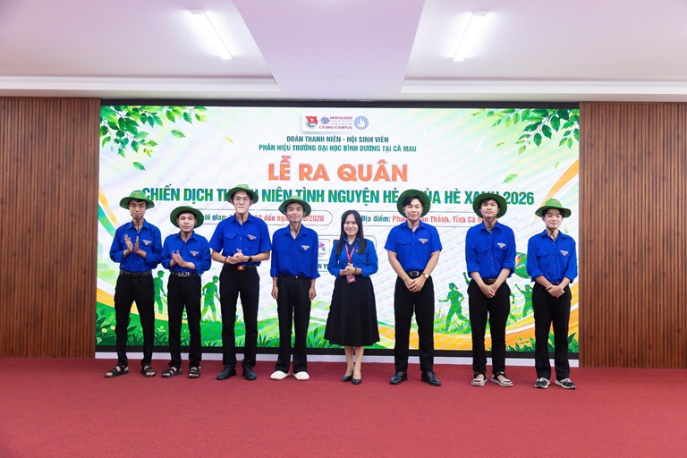 RA QUÂN MÙA HÈ XANH (8)