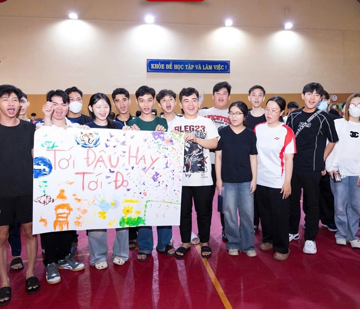 TEAM BUILDING CHÀO ĐÓN TÂN SINH VIÊN (5)
