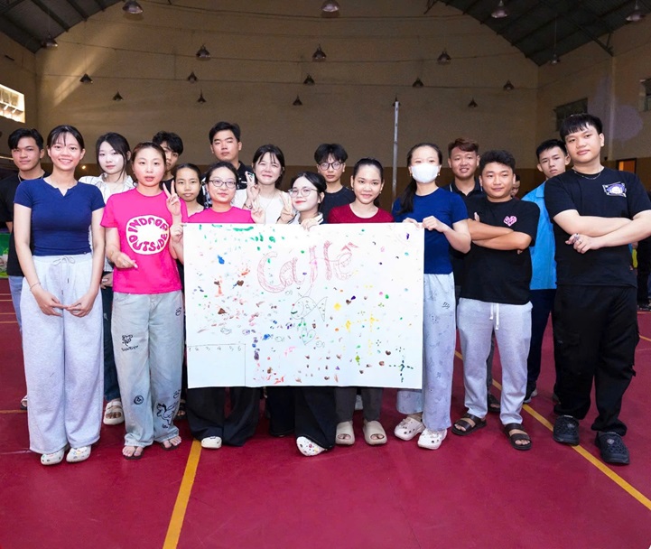 TEAM BUILDING CHÀO ĐÓN TÂN SINH VIÊN (7)