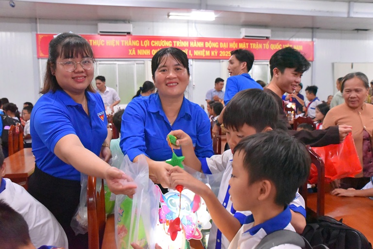 TRUNG THU BẠC LIÊU (14)