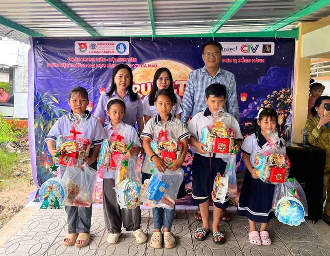 TRUNG THU XÃ QUÁCH PHẨM (2)