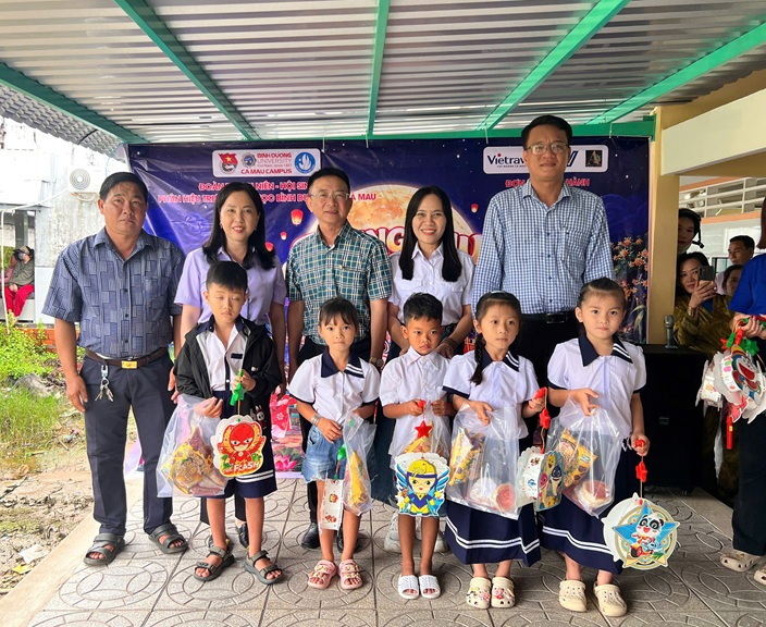 TRUNG THU XÃ QUÁCH PHẨM (5)