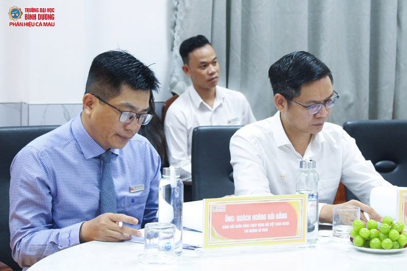 BDUCM LÀM VIỆC VỚI NGÂN HÀNG (2)