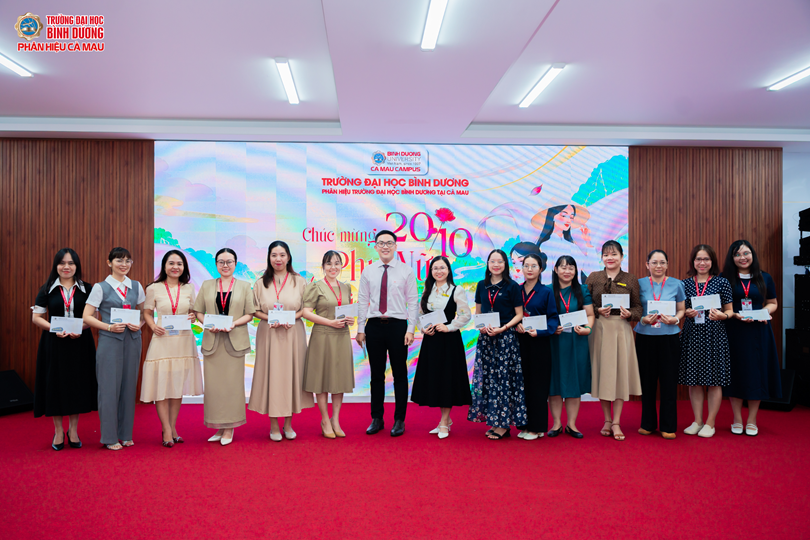 SƠ KẾT QUÝ III 2026 VÀ HOẠT ĐỘNG CHÀO MỪNG NGÀY PHỤ NỮ VIỆT NAM 20 10 (6)