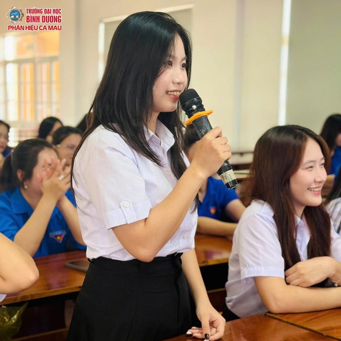 TỌA ĐÀM GIÁO DỤC LÝ TƯỞNG CÁCH MẠNG (4)