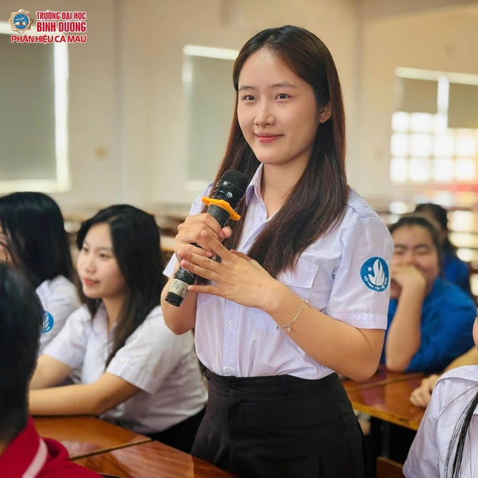 TỌA ĐÀM GIÁO DỤC LÝ TƯỞNG CÁCH MẠNG (6)